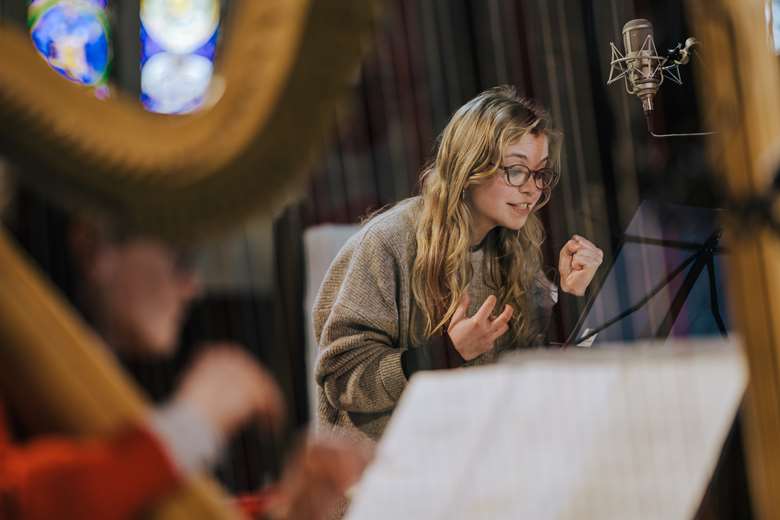 Heloise Werner of the Hermes Experiment recording with Delphian