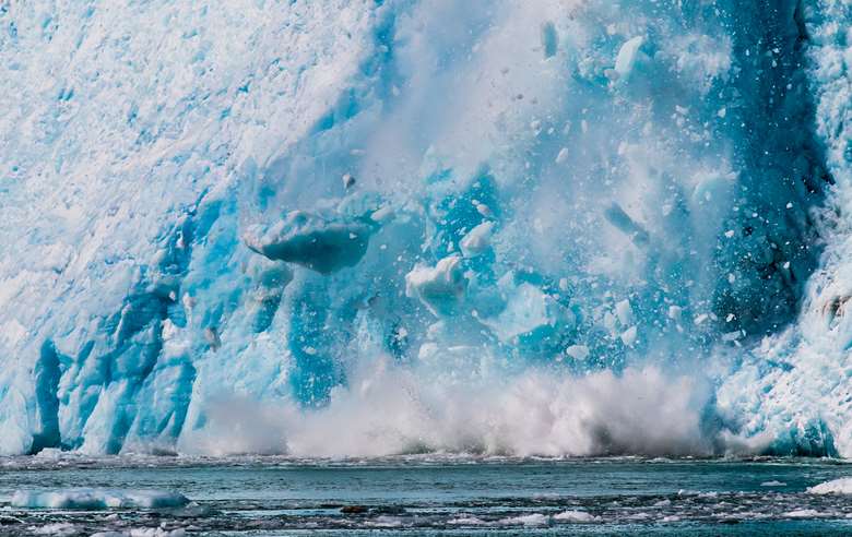 The second piece in Field's Passions tells the story of the destruction of the planet’s glacial ice bodies © Adobe Stock
