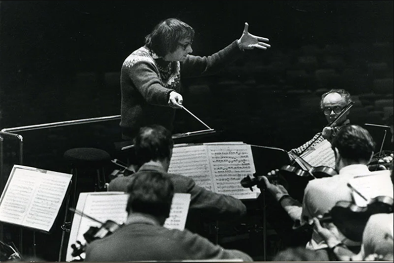 Previn was in his early days as principal conductor of the London Symphony Orchestra when he did his famous Christmas Special sketch with Morecambe & Wise (Image courtesy of LSO)