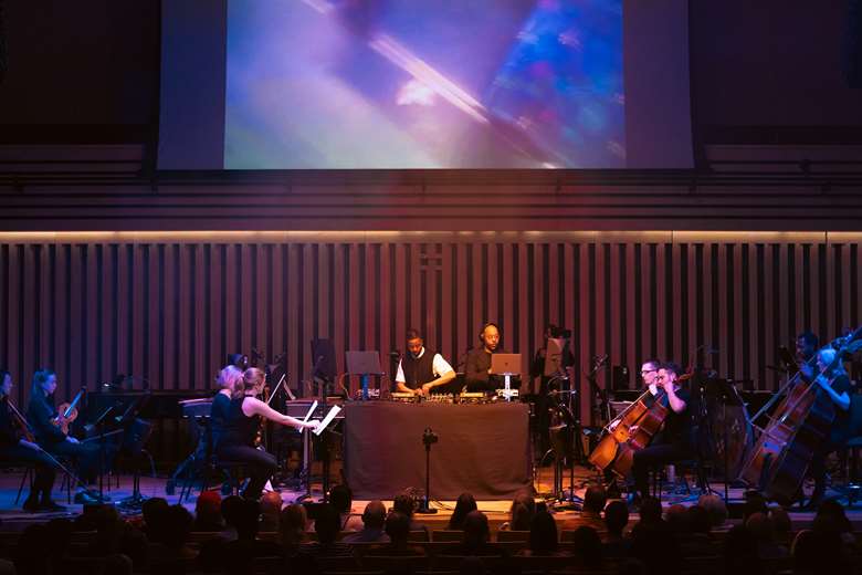 Manchester Camerata performs at Manchester's Stoller Hall ©Robin Clewley