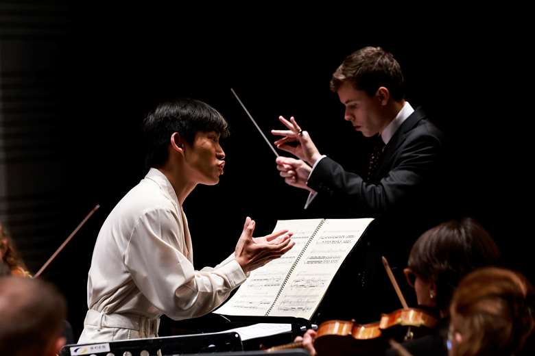 In a concert pairing Mahler's Fourth Symphony with new works by Zhenyan Li and Sasha Scott, counter-tenor Andy Shen Liu was sure and superb