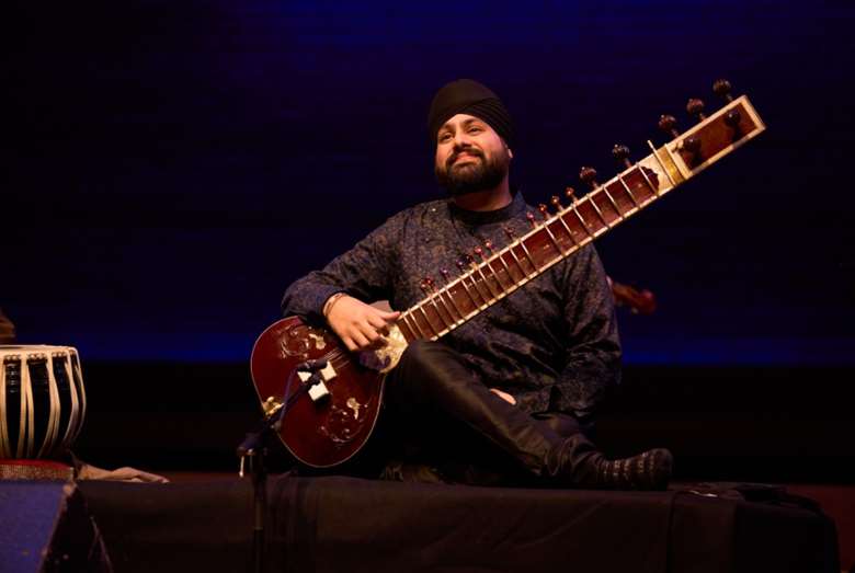 Jasdeep Singh Degun performed at the 2024 RPS Awards alongside tabla player Harkiret Bahra and students from the Royal Northern College Music © Robin Clewley