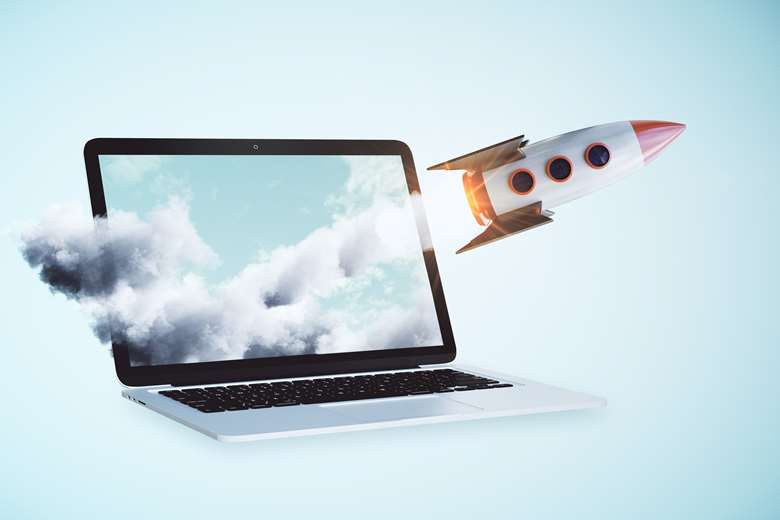Prepare for take off: an easy-to-navigate website can help launch your career © Adobe Stock