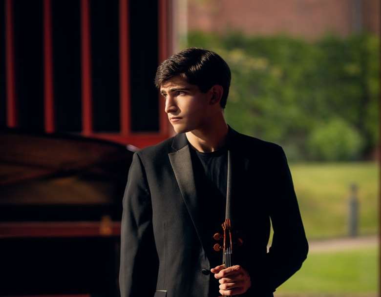 Anglo-Portuguese violinist Cristian de Sá (pictured above) and Japanese pianist Keigo Mukawa were brought together by violinist Capuçon (Image courtesy of Salle Cortot)